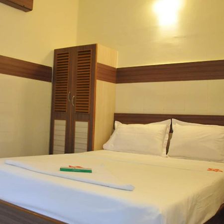 Hotel Kaveri Mahal Madurai Exteriör bild