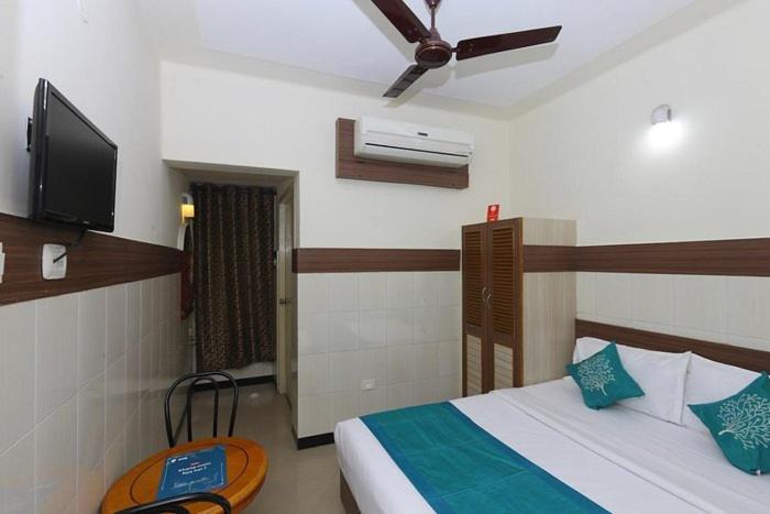 Hotel Kaveri Mahal Madurai Exteriör bild